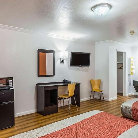 Motel 6-Tremonton, UT Esterno foto